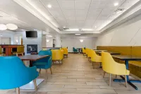 Comfort Inn & Suites LaVale - Cumberland - 2-Star