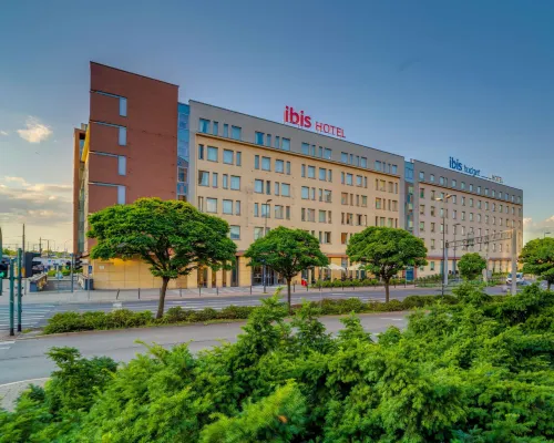 Ibis Krakow Stare Miasto Отели рядом с достопримечательностью «Высокая синагога»