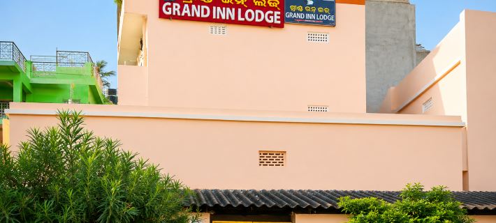 Goroomgo Grand Inn Lodge Grand Raod Puri Hotels in Puri