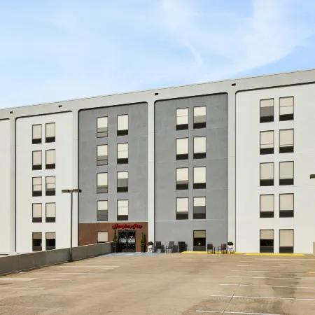 Hampton Inn Massillon