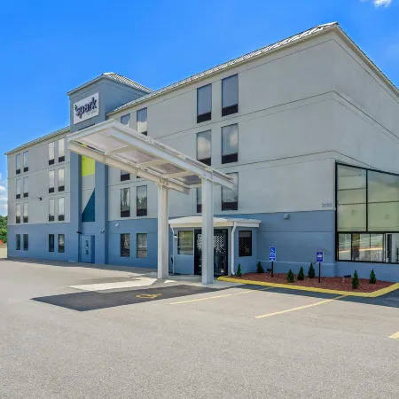 Spark by Hilton Wytheville East Main Street
