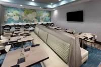 Holiday Inn & Suites ARDEN - ASHEVILLE AIRPORT by IHG - 3-Star