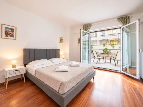 Adelos III Bloom Villa 5Br 360m - Sauna - Rooftop - Villalar