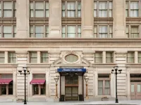 Hampton Inn & Suites Baltimore-Inner Harbor Hotels near Westsude