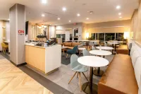 TownePlace Suites Conroe - Aamiainen