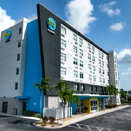 Tru by Hilton Florida City