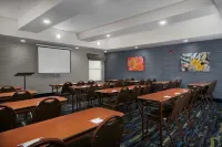 Hampton Inn Eagle Pass - parking