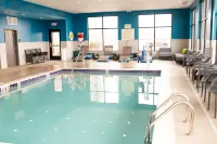 Hampton Inn & Suites by Hilton Dundee - parking
