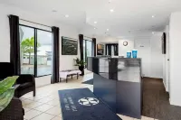 CQ Motel Gladstone - 4-Star
