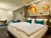 Motel One Warsaw-Chopin Hotels near Foksal Gallery