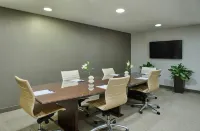 Rusk House Serviced Apartments - Condos
