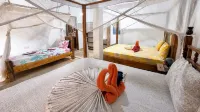 Salama & Mbuyuni Bungalows - Scenic