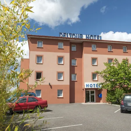Brit Hotel Confort Montauban