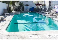 Motel 6 Bakersfield, CA - East - 2-Star