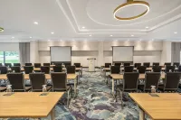 홀리데이 인 라발 몬트리올 바이 IHG - 주차장