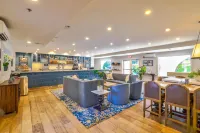 The Lodge at Healdsburg, Tapestry Collection by Hilton - bar