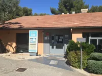 Kyriad Direct Marseille Ouest - Martigues - bar