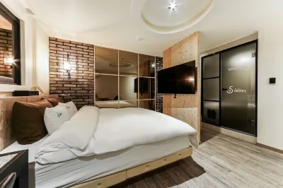 Busan Gijang Boutique Hotel Owollo Hotel dekat Gijang Railway Station