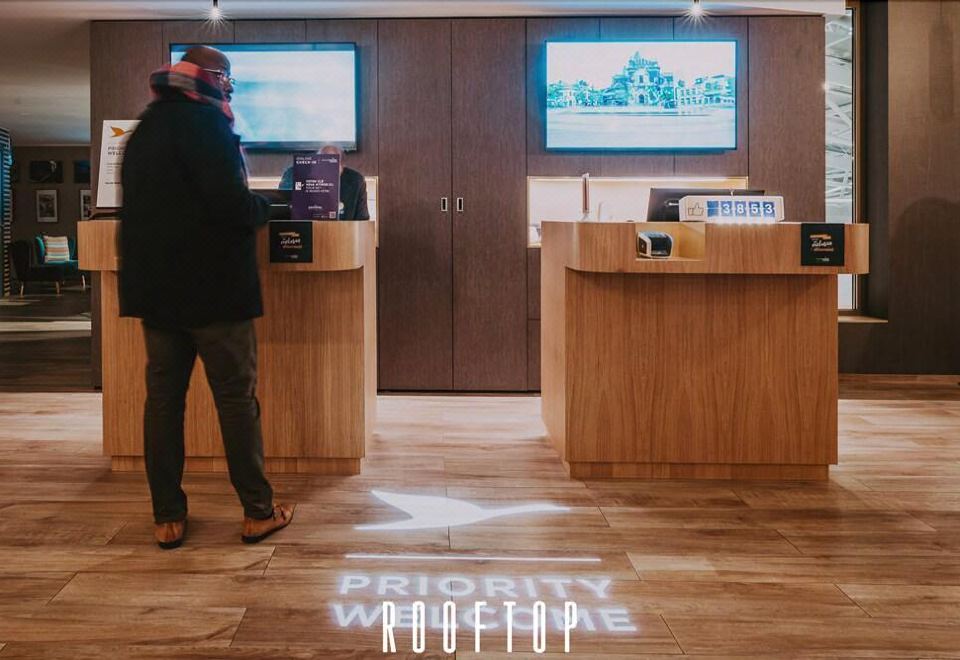 노보텔 샤를루아 상트르 이미지