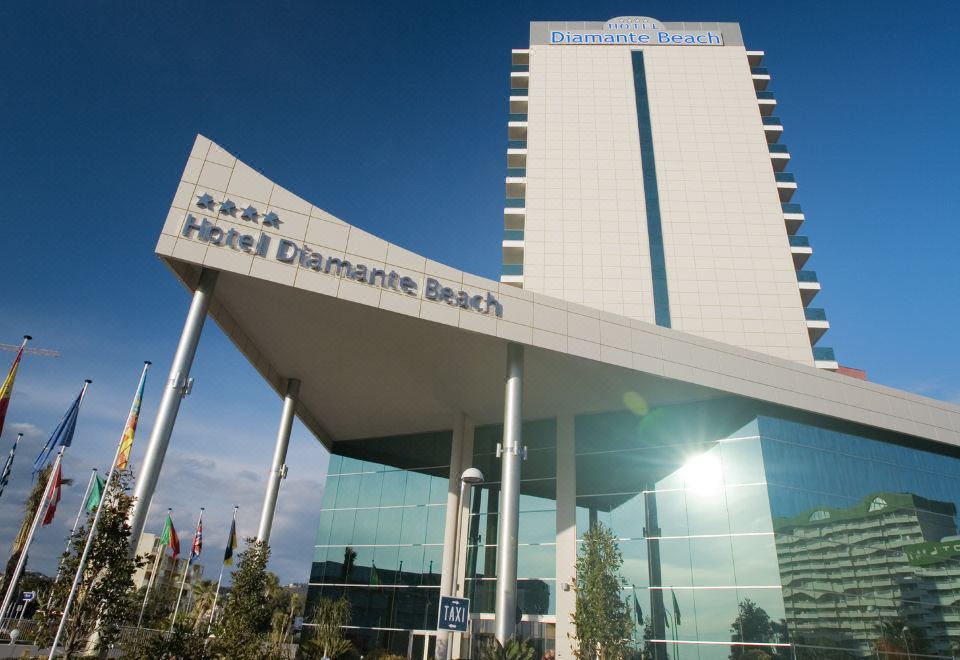 AR Diamante Beach Spa & Convention Center - Valoraciones de hotel de 4  estrellas en Calpe