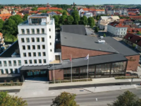 ฟรีทิเดน โฮเทลและคองเกรส โรงแรมในYstad