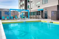 Tru by Hilton St. George - Pools
