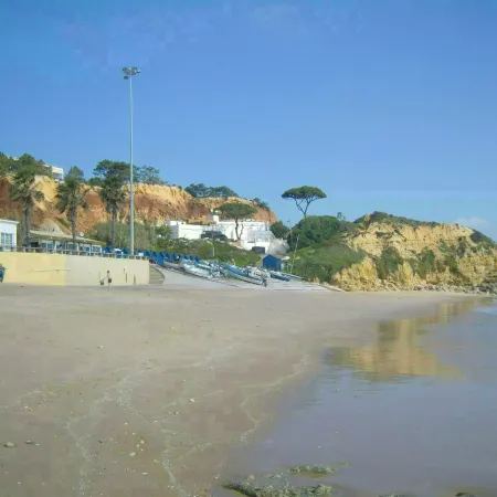 Albufeira 1 Bedroom Apartment 5 Min. from Falesia Beach and Close to Center! J