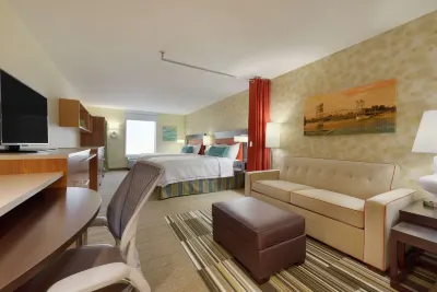 Home2 Suites by Hilton Alexandria Hotels near Zales