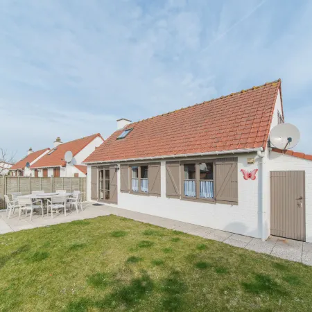 Vissershuisje 213 with Parking