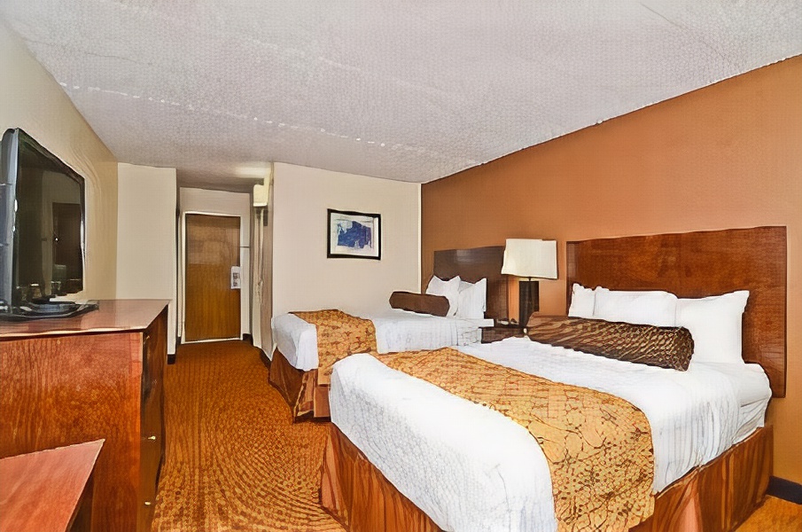 Best Western Plus Arbour Inn and Suites