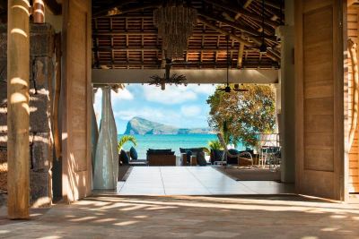 Surroundings Zilwa Attitude Photo