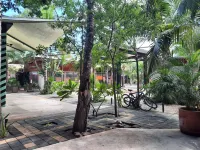 Departament & Pool and Parking Ariany