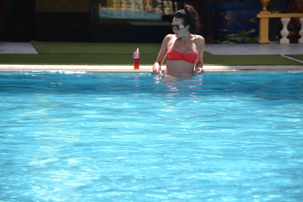 Gold Twins Family Beach Hotel