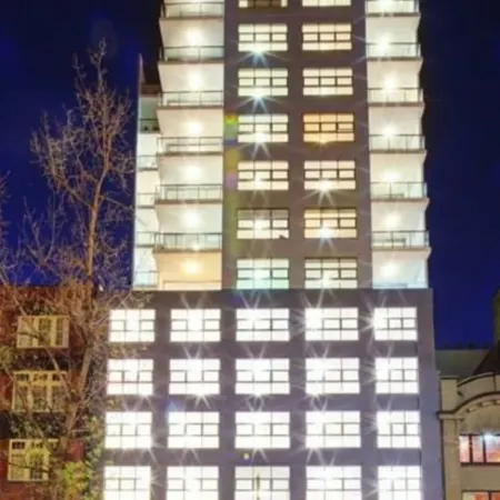 Zara Tower – Luxury Suites and Apartments