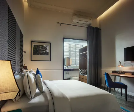 The Edison George Town