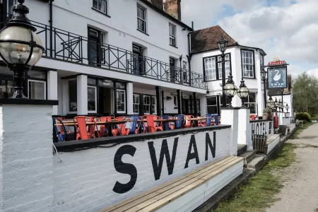 The Swan Hotel Отели в г. Раннимид Дистрикт