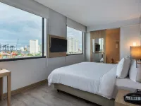 Holiday Inn Express CARTAGENA MANGA by IHG Hôtels à proximité de : Centre olympique