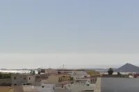 Hostel Neón Tenerife - con vistas a la montaña