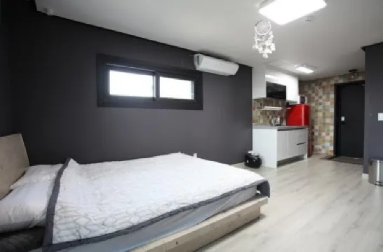 Jeju Sanammae House Pension 萬丈窟附近的飯店