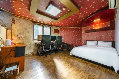 Busan Yeongdo OK Hotels near Cheonghak Watershed Observatory