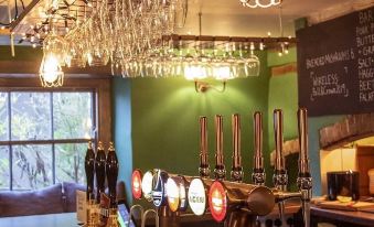 The Bell & Crown