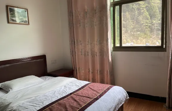 如歸民宿（斜下線分店）