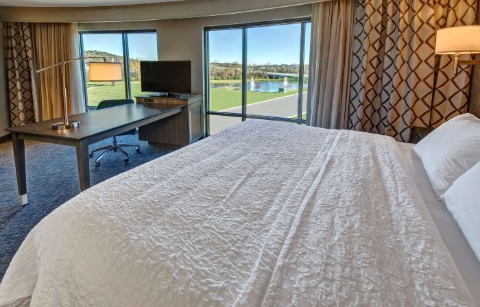 Hampton Inn & Suites Franklin Berry Farms