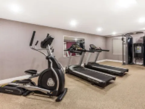 ลากินตา อินน์แอนด์สวีทส์ บายวินด์แฮม อาเบอร์ดีน-APG โรงแรมในอะเบอร์ดีน