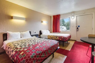 Econo Lodge Inn & Suites Hotel di Terre Haute