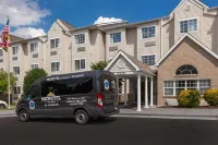 Microtel Inn & Suites by Wyndham BWI Airport Baltimore Hotels in Linthicum