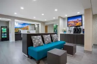 La Quinta Inn & Suites by Wyndham Roanoke Salem Hotels in Salem