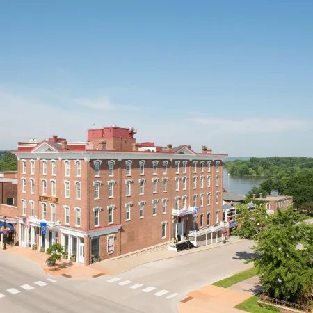 St James Hotel
