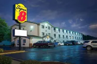 Super 8 by Wyndham Hot Springs Các khách sạn ở Hot Springs