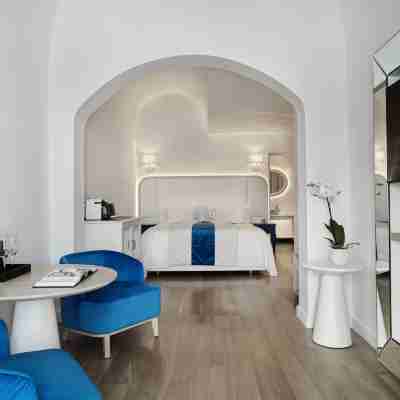 Katikies Santorini - The Leading Hotels Of The World Rooms